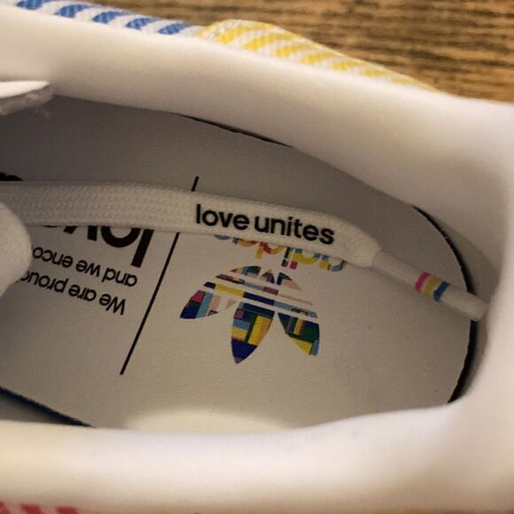 Adidas Originals Stan Smith Pride Special Edition - Picture 3 of 11